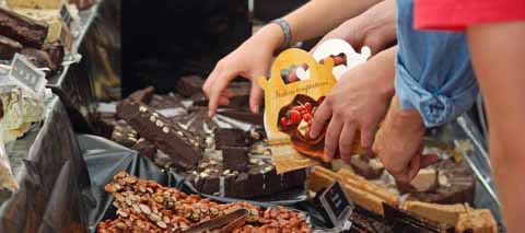 Internationale Spezialitäten beim Göteborger Kulturfest, dem Kulturkalaset Spezialitäten beim Göteborger Kulturfest