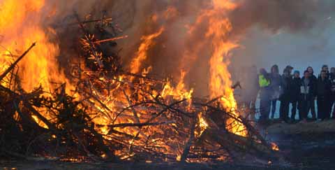 Osterfeuer in Westschweden